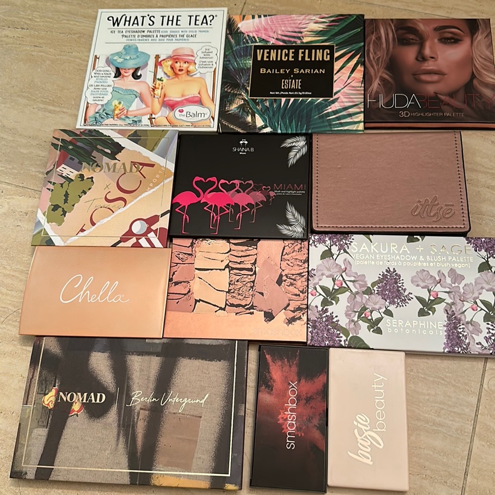 MAKE UP -Huda Beauty Smashbox Anastasia Beverly Hills Mac Eyeshadow Blush